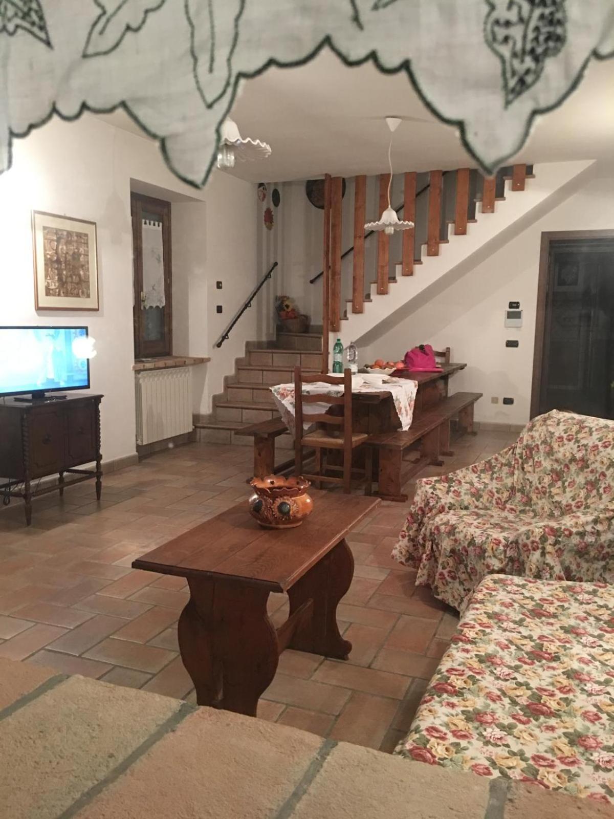 Agriturismo Casa Del Nonno Valfabbrica Екстер'єр фото